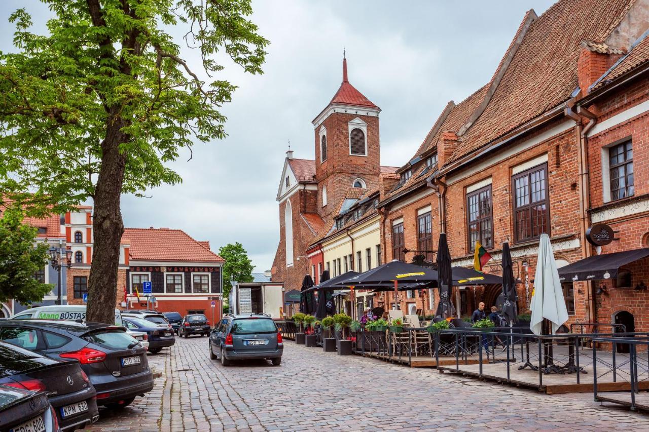 Luxurious Kaunas Basilica Apartment In Old Town By Urban Rent Exterior foto