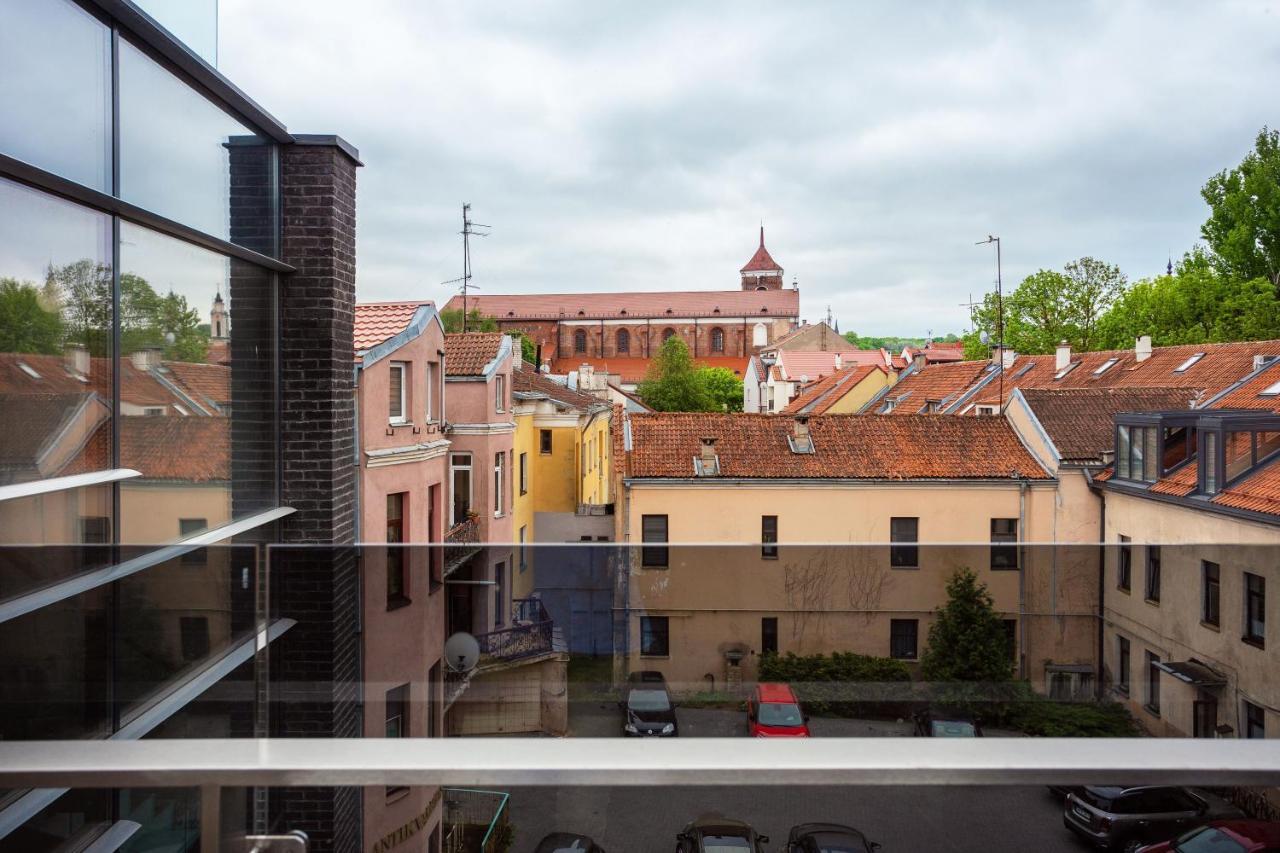 Luxurious Kaunas Basilica Apartment In Old Town By Urban Rent Exterior foto